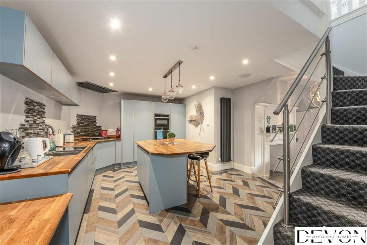 Loveliest Homes Paignton - Casa Marina - 3 Bed, 2 Bathroom House, Balcony, Parking Exterior photo